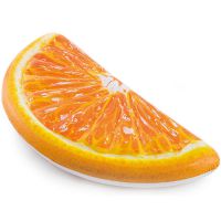 تشک بادی روی آب پرتقال